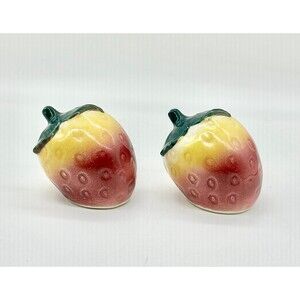 Vintage Japan Strawberry Figural Salt And Pepper Shakers